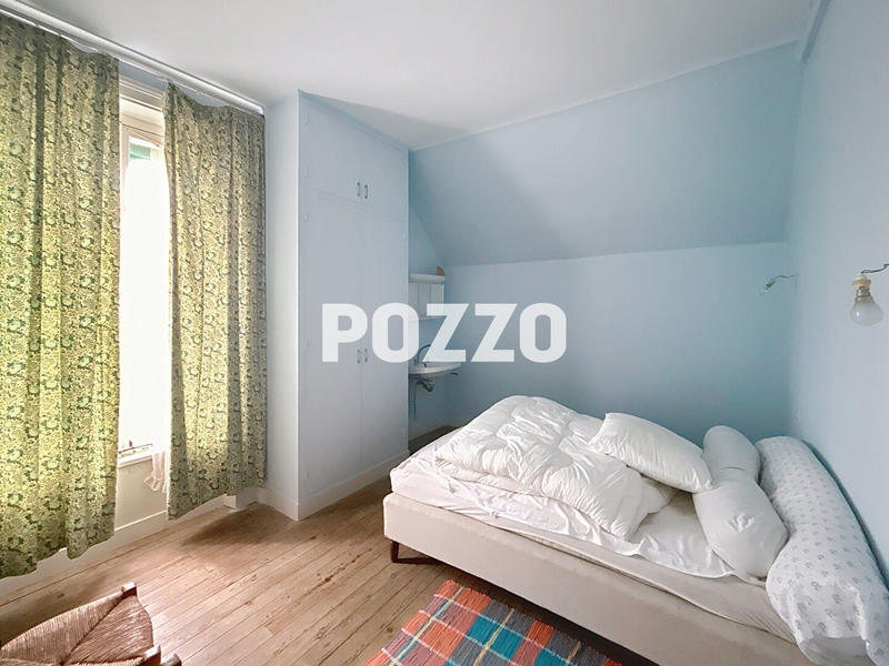 Maison - 145 m² - 8 pièces