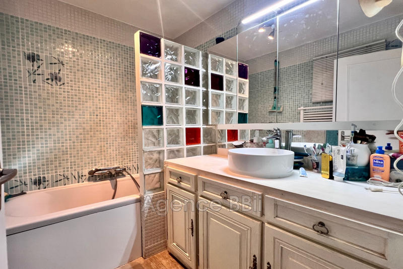 Appartement - 87 m² - 4 pièces