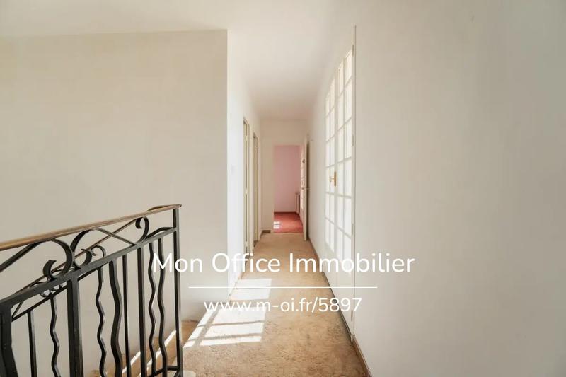 Demeure - 168 m² - 6 pièces