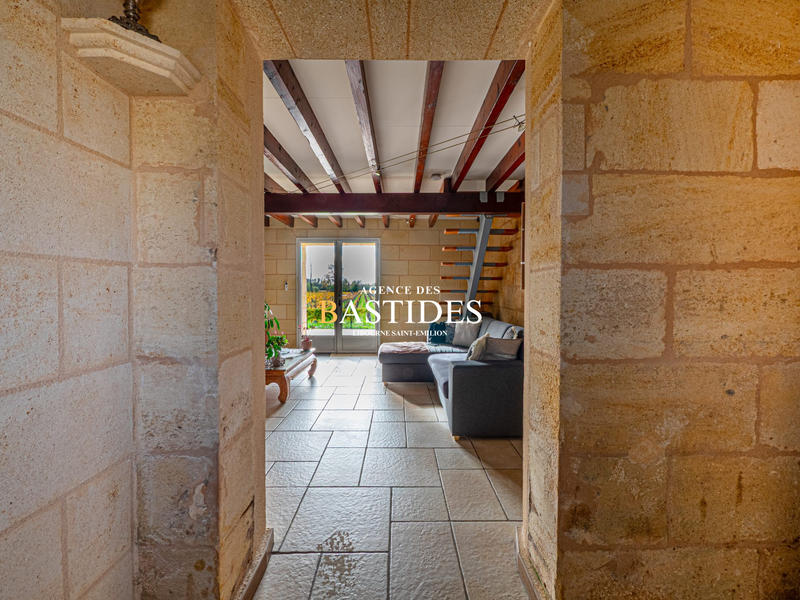 Maison ancienne - 170 m² - 6 pièces