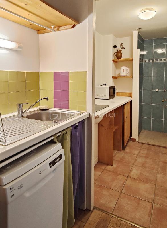 Maison en pierre - 204 m² - 9 pièces