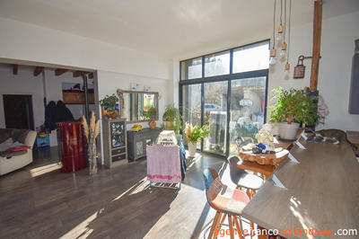 Maison - 189 m² - 7 pièces