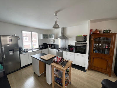 Maison - 148 m² - 8 pièces