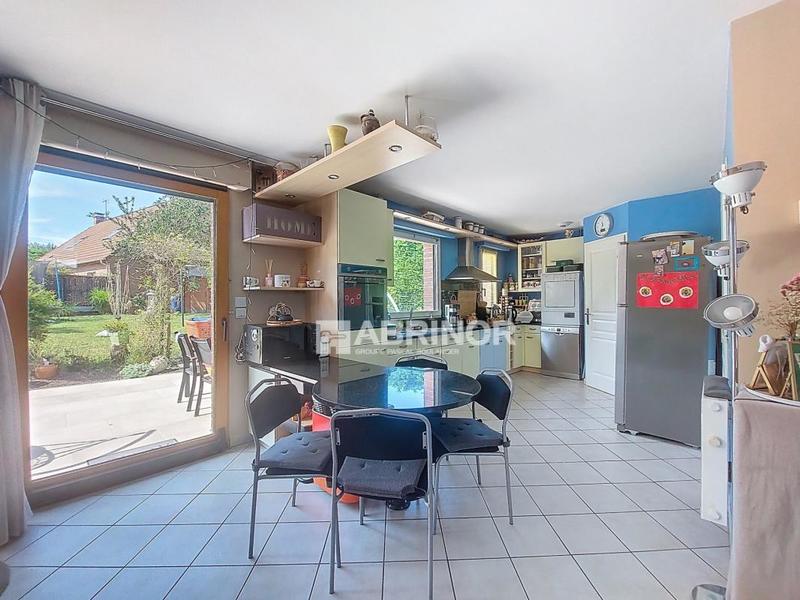 Maison - 104 m² - 5 pièces