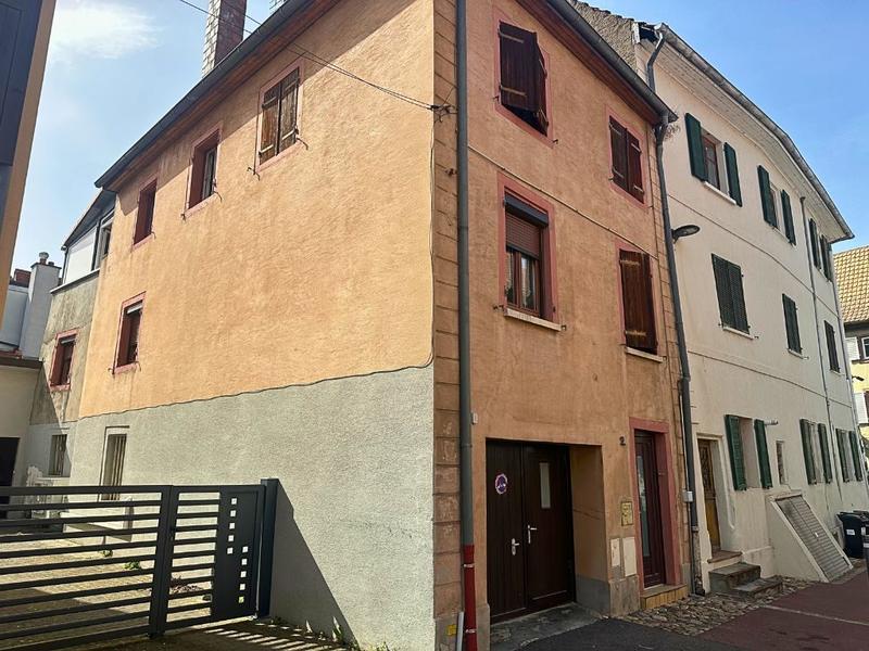 Maison - 130 m² - 6 pièces