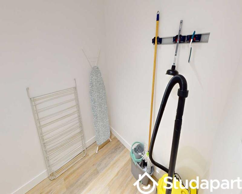 Chambre - 50 m² - 1 pièce