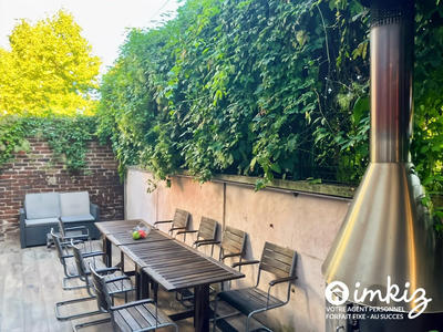 Maison - 220 m² - 6 pièces