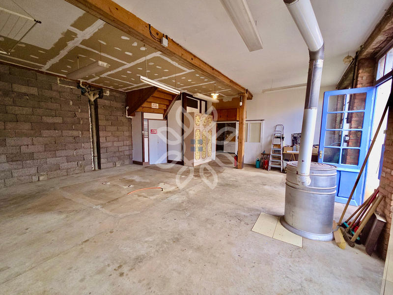 Maison - 160 m² - 9 pièces