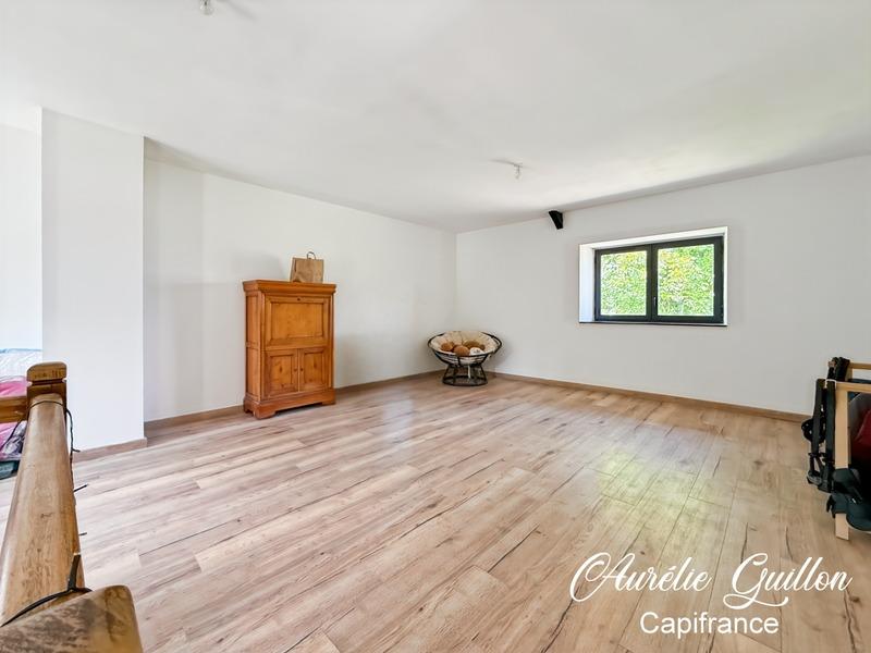 Longère - 181 m² - 7 pièces