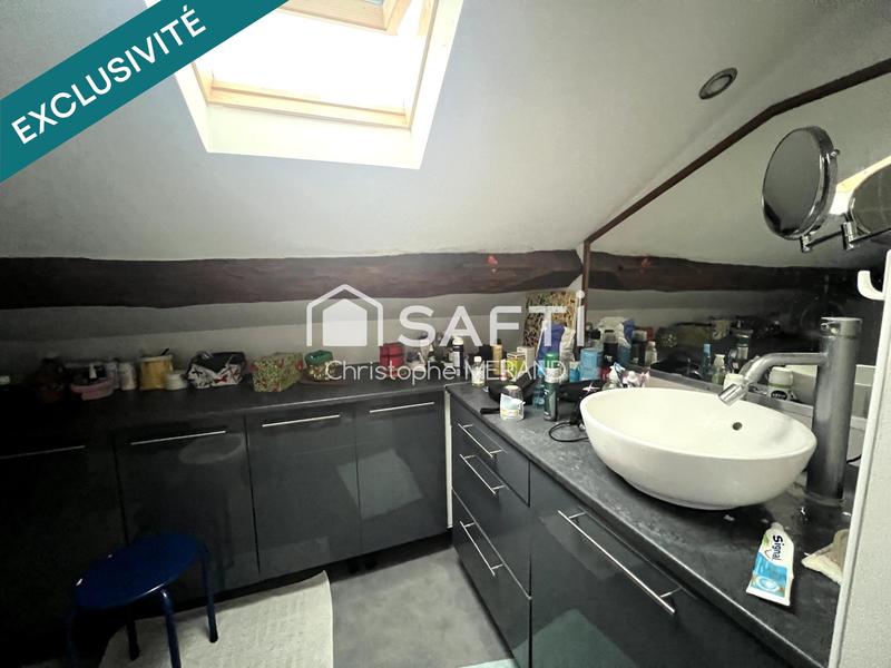 Maison - 221 m² - 11 pièces