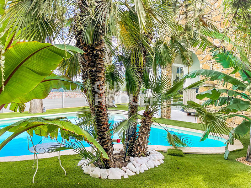 Villa - 140 m² - 5 pièces