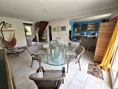 Maison - 95 m² - 6 pièces