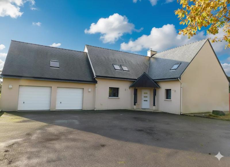 Maison - 181 m² - 6 pièces