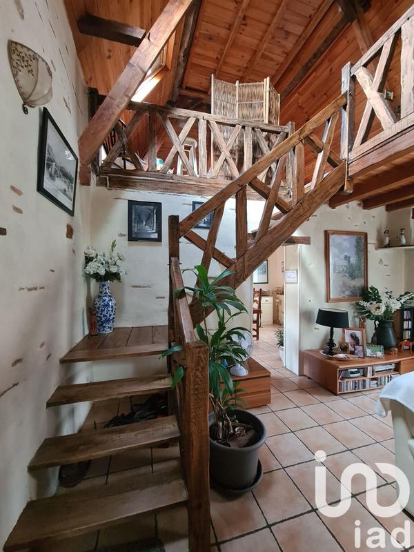 Maison - 240 m² - 6 pièces