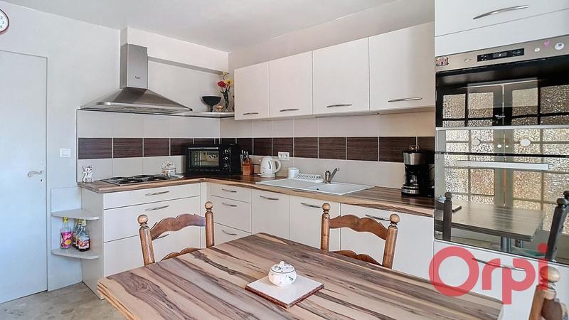 Maison - 184 m² - 6 pièces