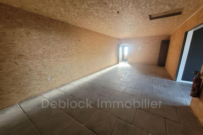 Local commercial - 110 m²