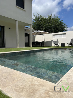 Maison - 127 m² - 5 pièces