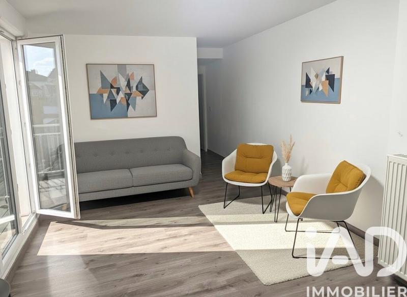 Appartement - 90 m² - 5 pièces