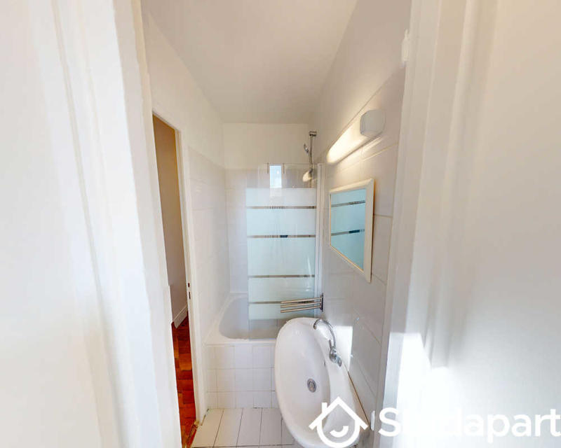 Chambre - 50 m² - 1 pièce