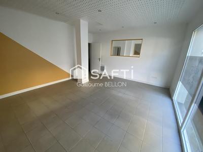 Local commercial - 85 m² - 3 pièces