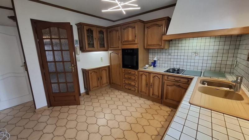 Maison - 96 m² - 5 pièces