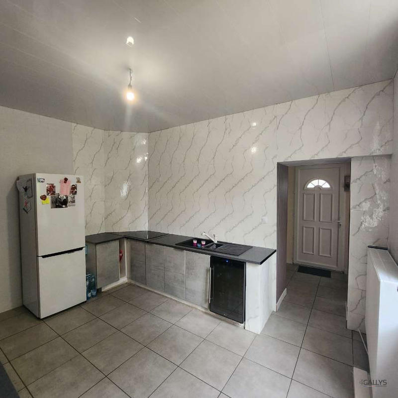 Maison - 86 m² - 4 pièces