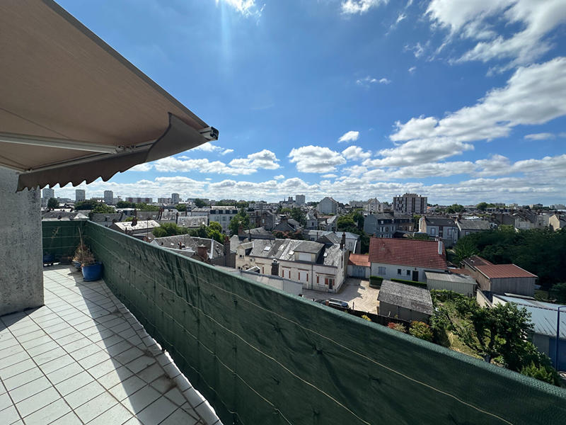 Appartement - 100 m² - 4 pièces