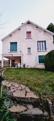 Maison - 135 m² - 7 pièces