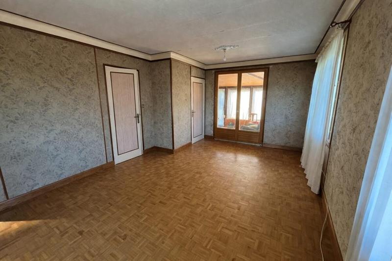Maison - 181 m² - 7 pièces