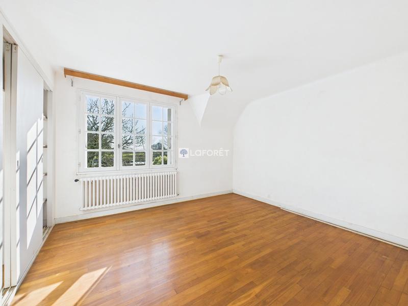 Maison traditionnelle - 115 m² - 6 pièces