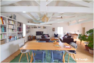 Maison - 198 m² - 6 pièces