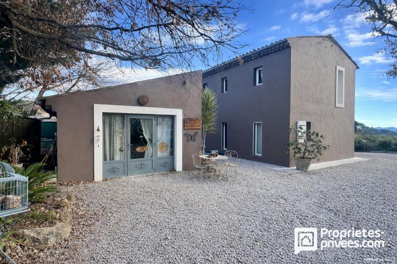 Maison - 200 m² - 6 pièces