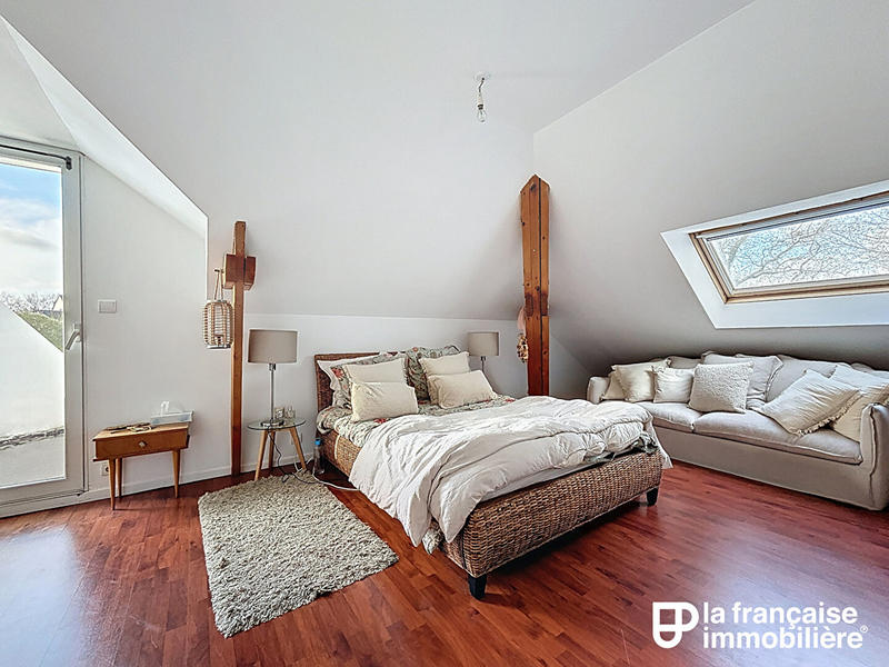 Maison - 153 m² - 7 pièces