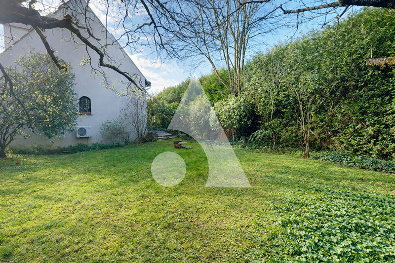 Maison - 103 m² - 7 pièces