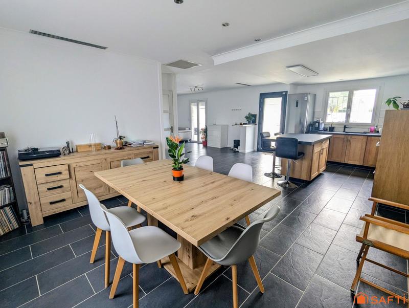 Maison - 102 m² - 3 pièces