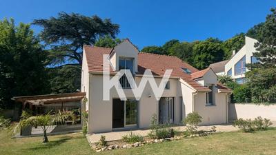 Maison - 175 m² - 7 pièces