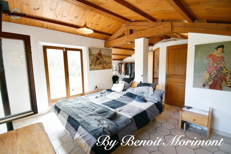 Maison - 120 m² - 5 pièces