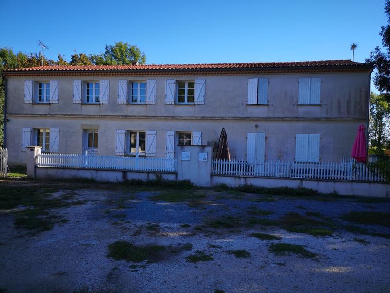 Maison ancienne - 202 m² - 9 pièces