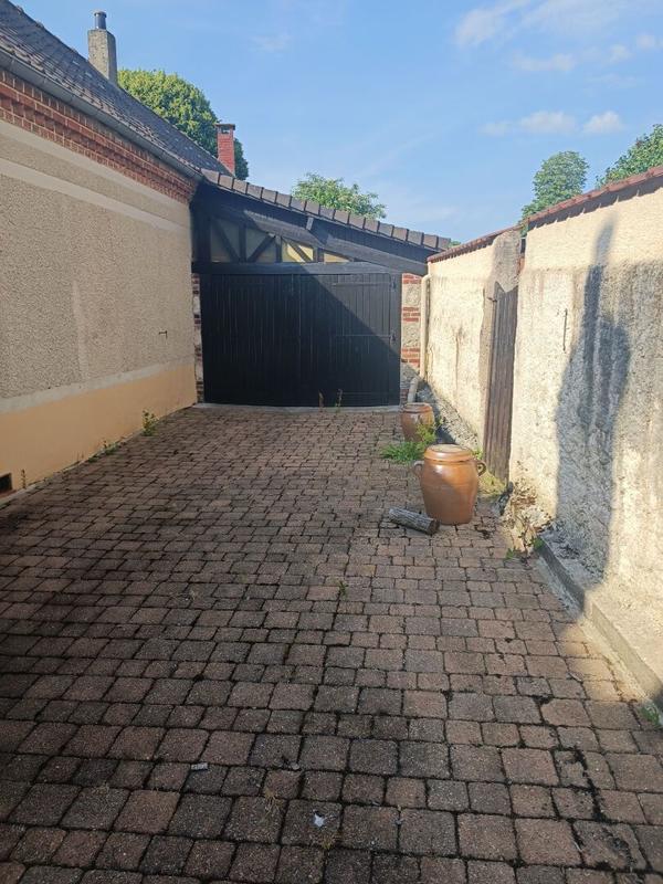 Maison - 254 m² - 12 pièces