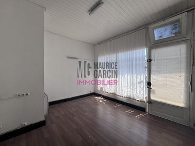 Fonds de commerce - Magasins - 43 m²