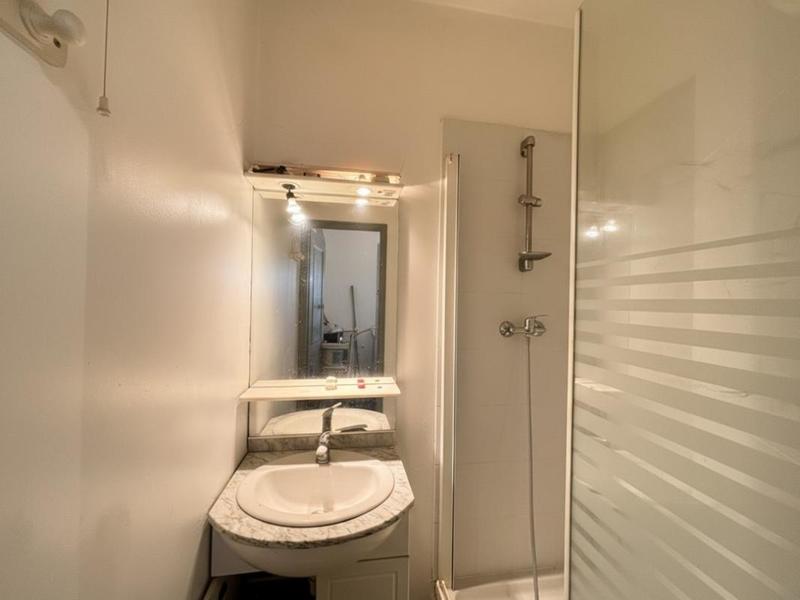 Immeuble - 222 m² - 13 pièces