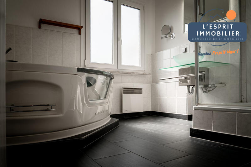 Maison - 88 m² - 5 pièces