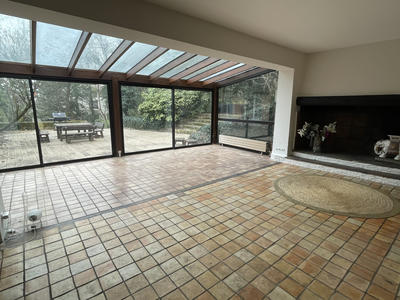 Maison - 303 m² - 7 pièces