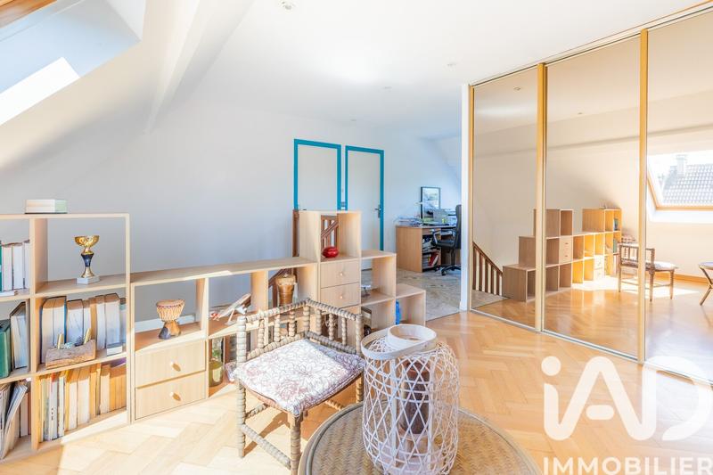 Maison - 122 m² - 5 pièces