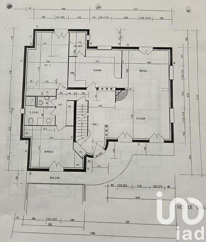 Maison - 220 m² - 10 pièces