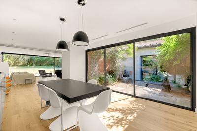 Maison contemporaine - 197 m² - 5 pièces