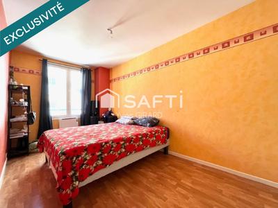 Appartement - 105 m² - 6 pièces