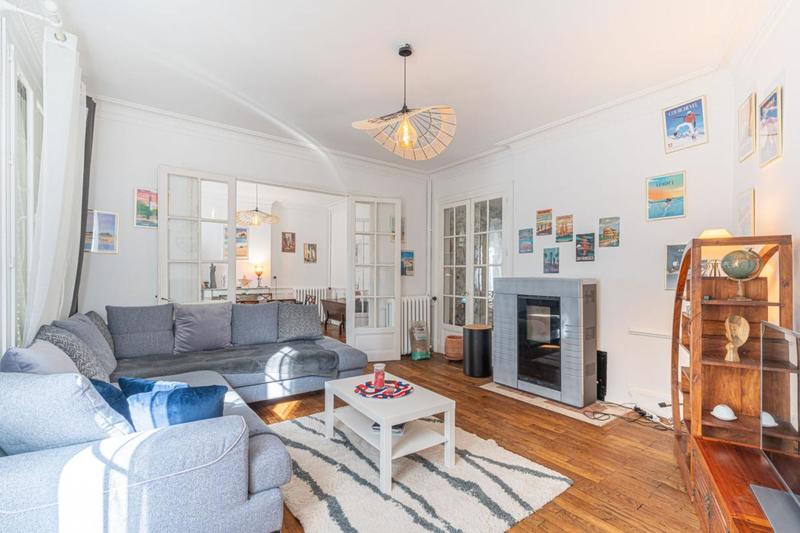 Appartement - 193 m² - 5 pièces