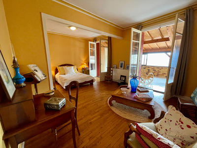 Maison - 185 m² - 6 pièces