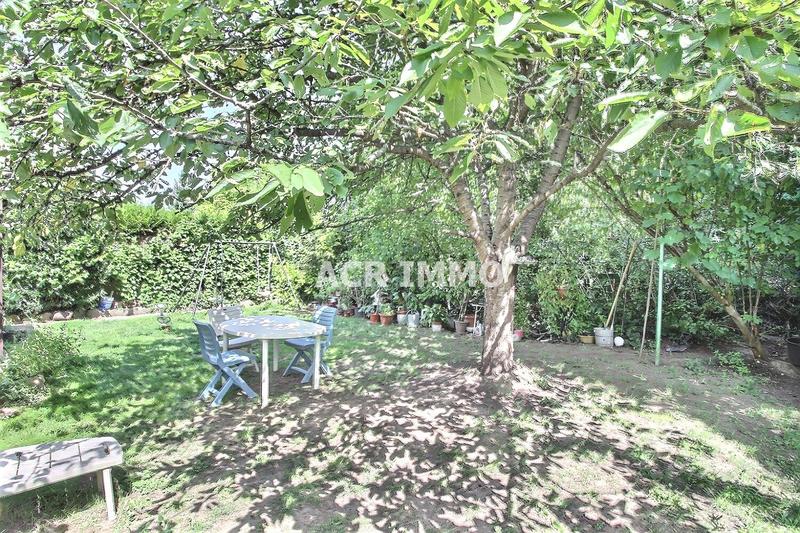 Maison - 104 m² - 6 pièces